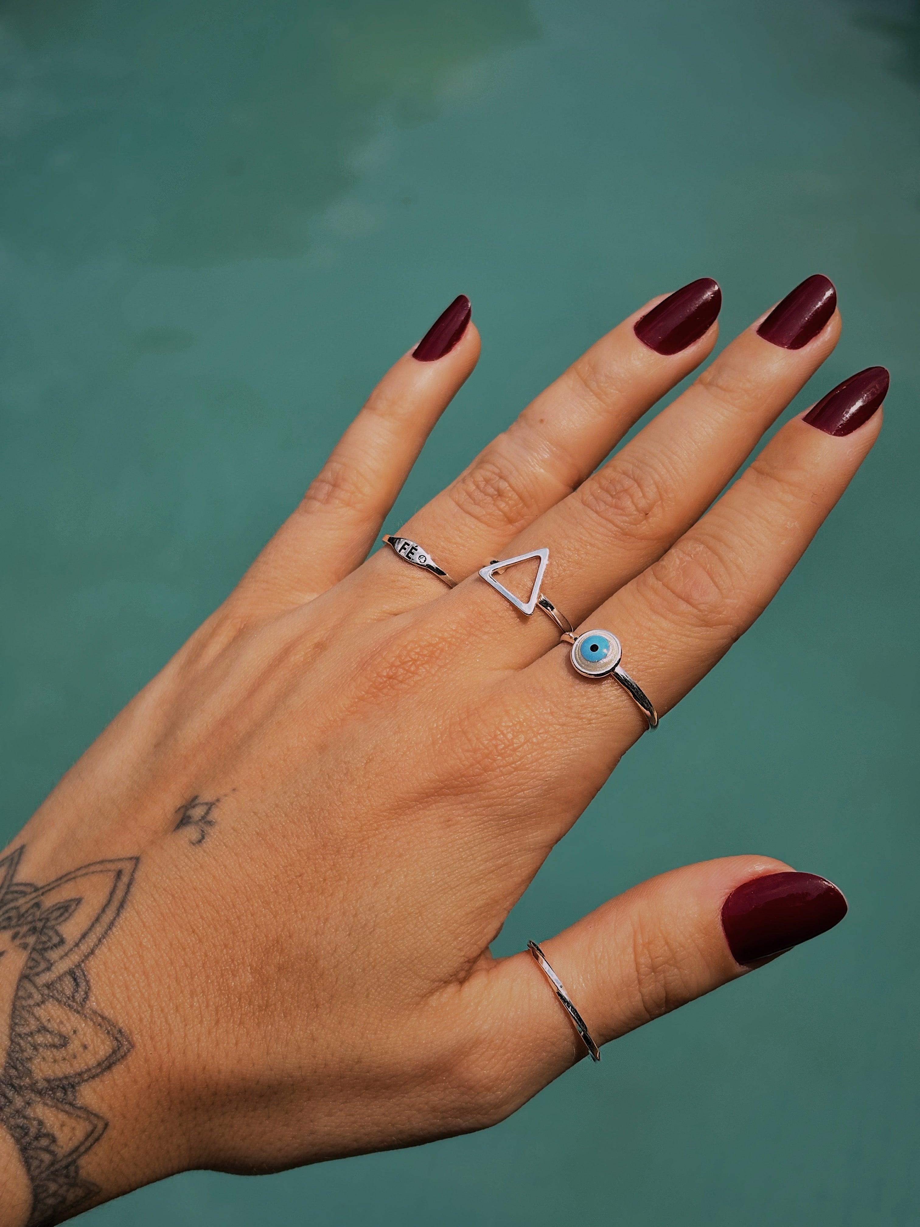 Anel Triângulo - joia em prata 925