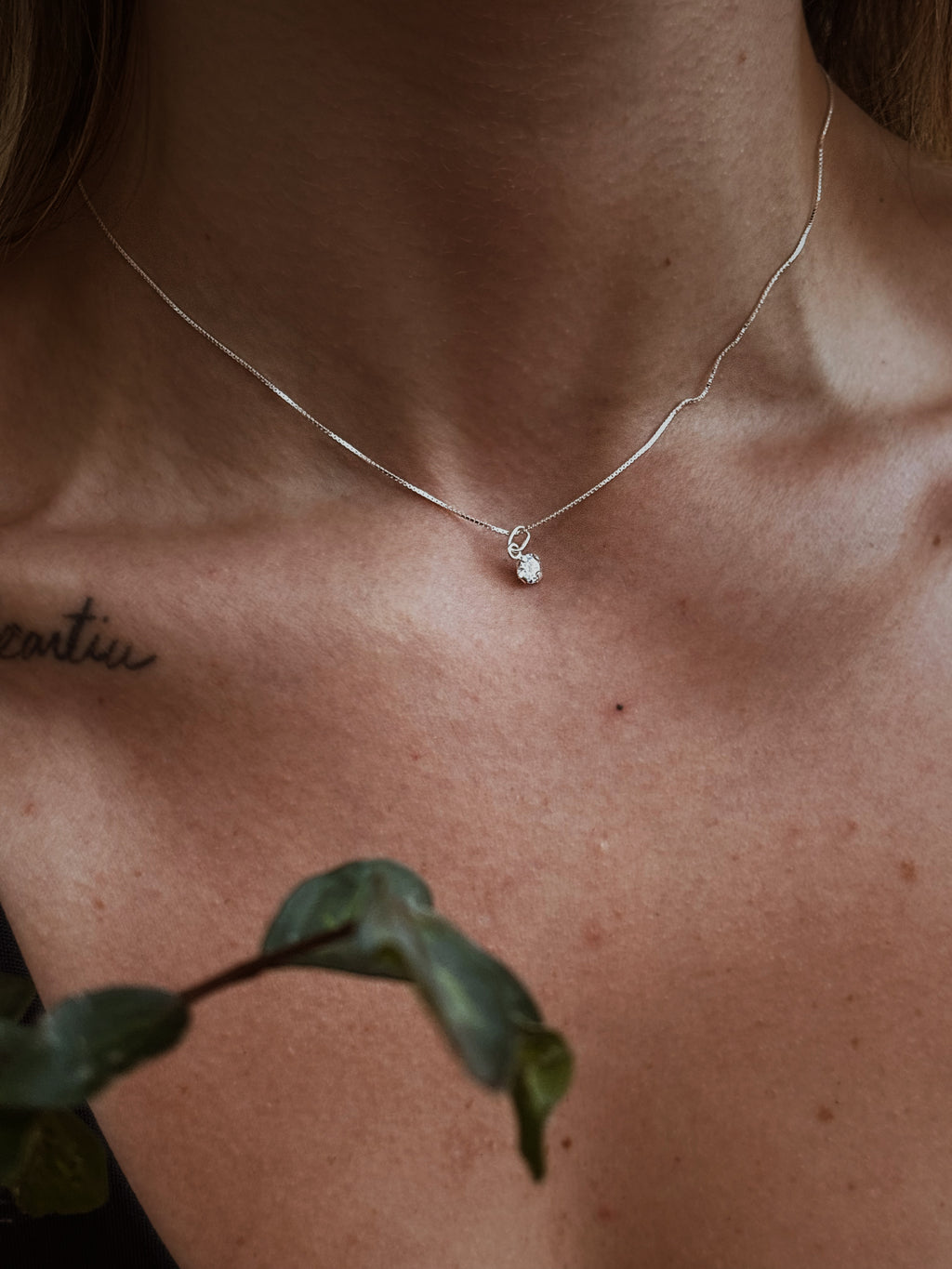 Colar Ponto de Luz - joia em prata 925