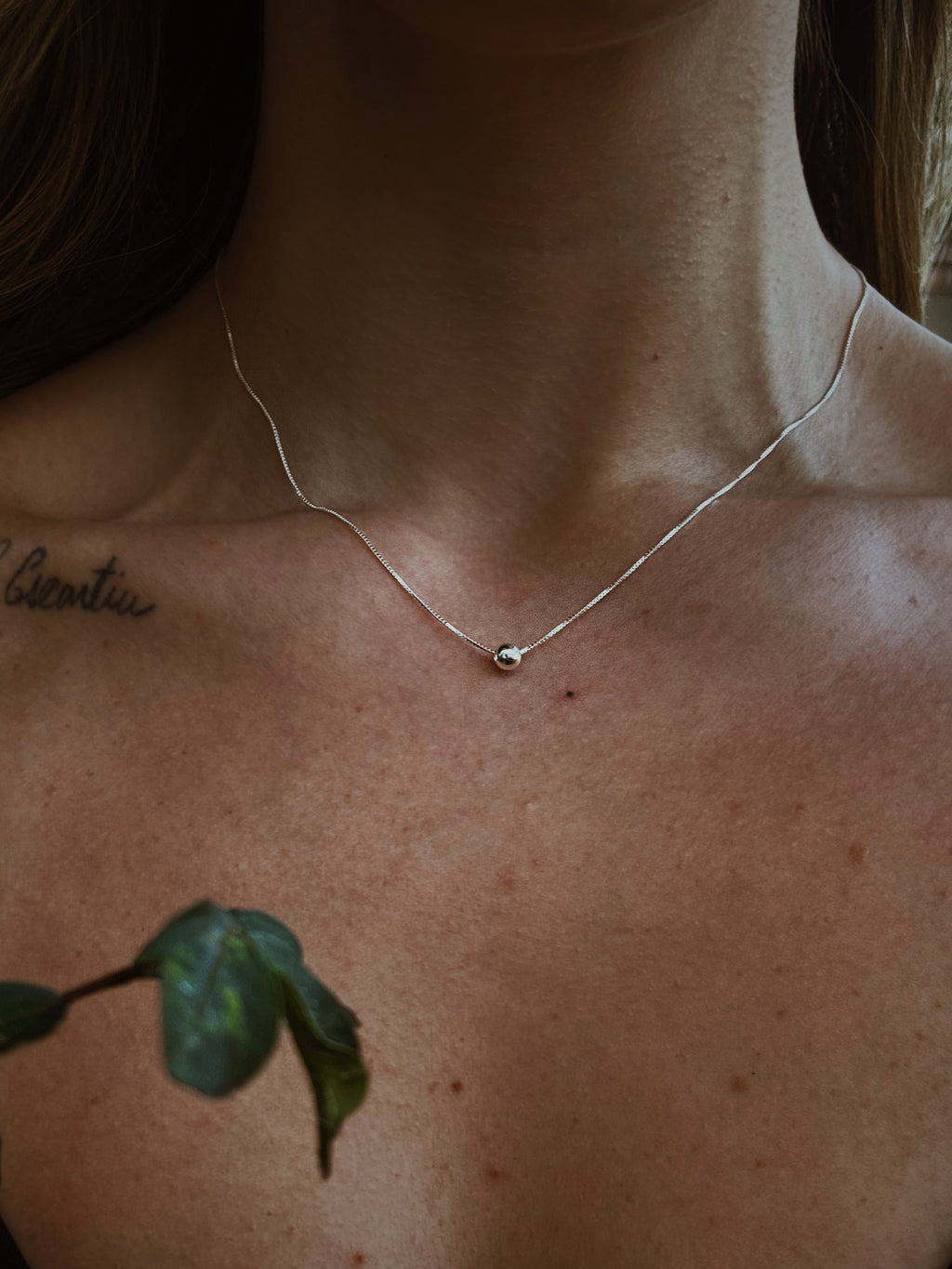 Colar Minimalista Esfera - joia em prata 925